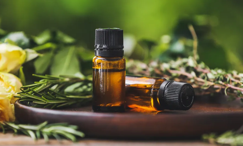 複方精油功效全解析：從定義、配方到實用技巧的終極指南