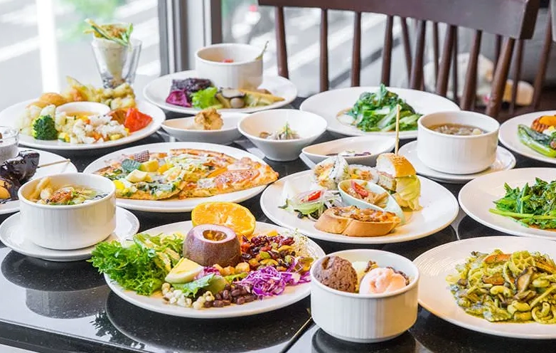 高雄素食吃到飽全攻略：精選5家必訪餐廳與內行人技巧