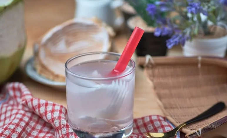 椰子水怎麼喝
