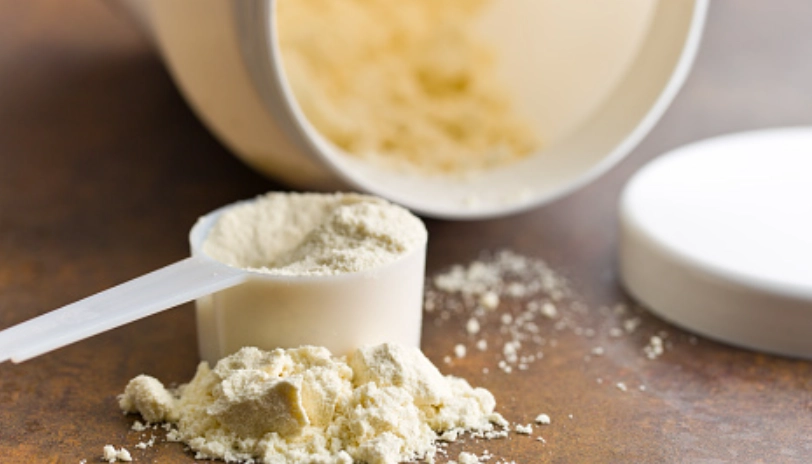 蛋白粉壞處全解析：健身族必知的風險與副作用指南