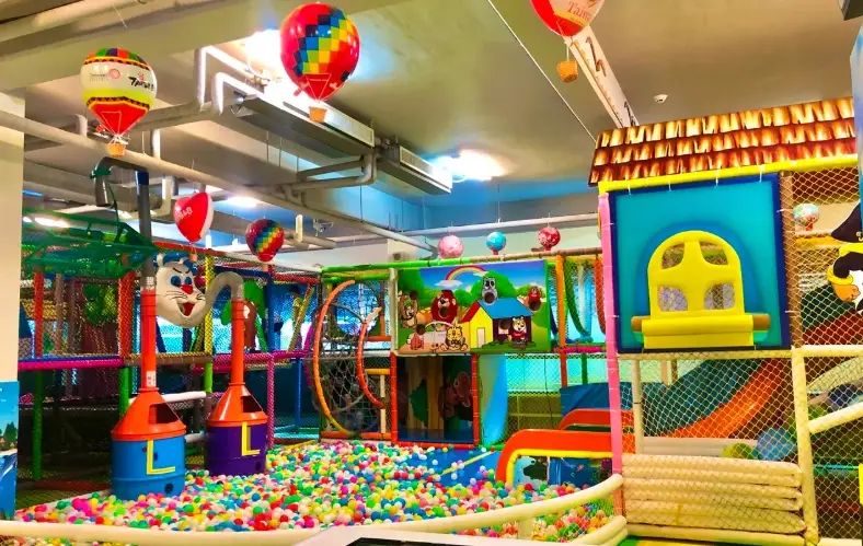 宜蘭室內遊樂場全攻略：雨天備案與親子放電首選推薦