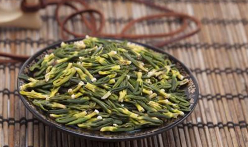 蓮子心功效與禁忌全解析：清心降火必知關鍵與風險