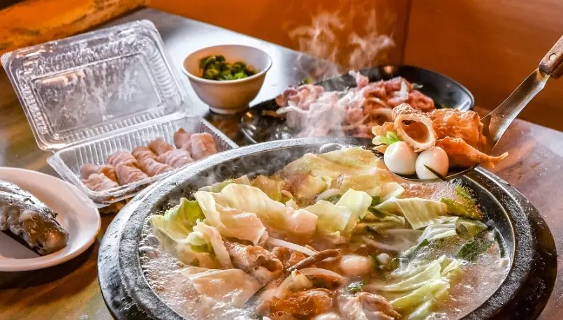 望海巷美食全攻略：基隆海鮮必吃餐廳與隱藏小吃探秘