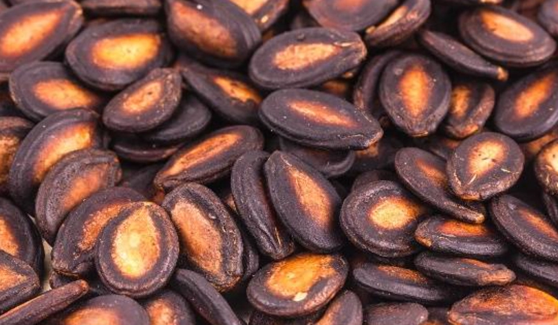 西瓜籽可以吃嗎？營養師揭密食用安全與健康益處