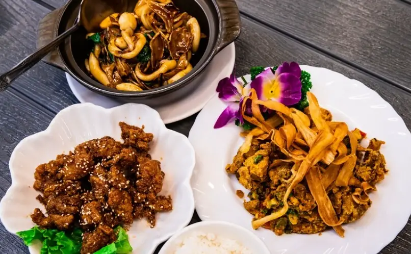 安平海鮮餐廳全攻略：在地人私藏名單、必點菜色與隱藏版吃法