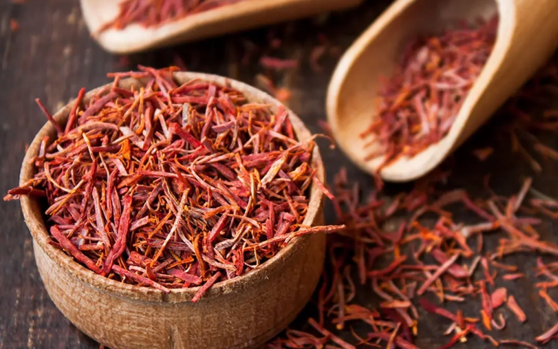 伊朗藏红花功效全解析：保健美容與烹飪的黃金指南