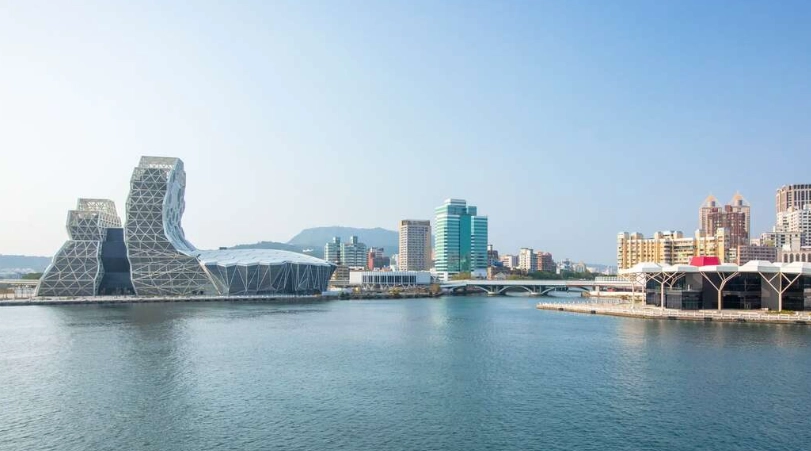 高雄打發時間指南：在地人私藏的景點、咖啡廳與行程規劃