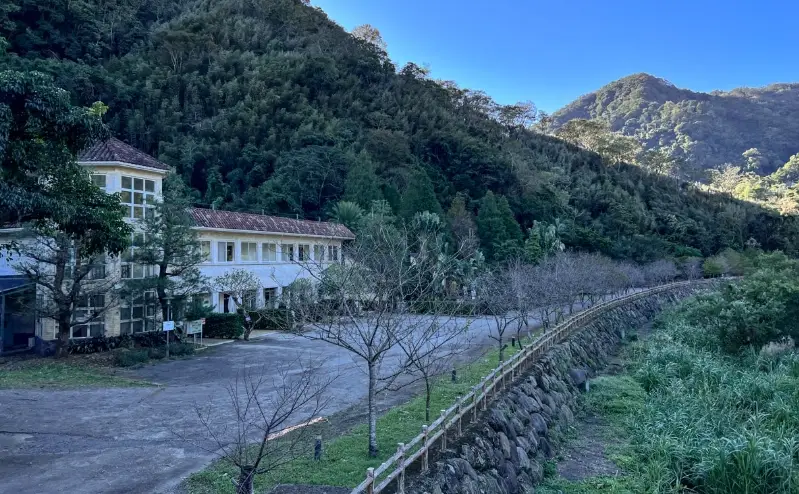 會來尖石渡假村 住宿