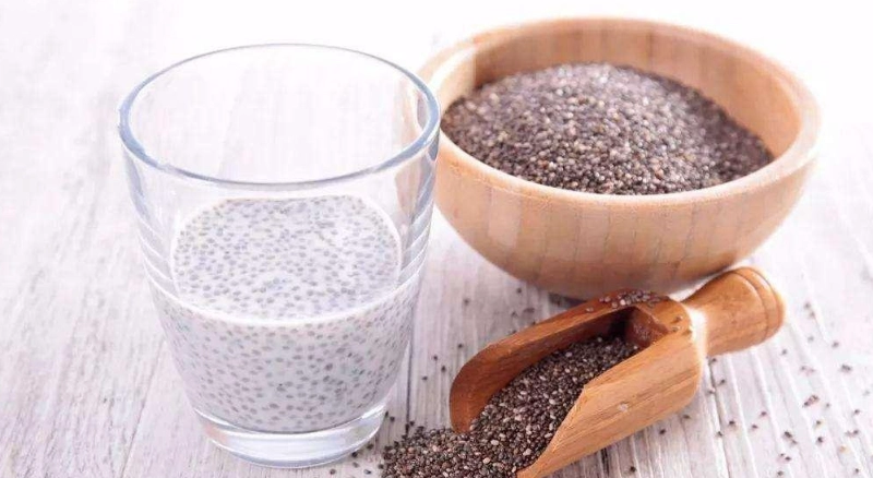 奇亞籽熱水泡法全解析：正確步驟與營養保存關鍵