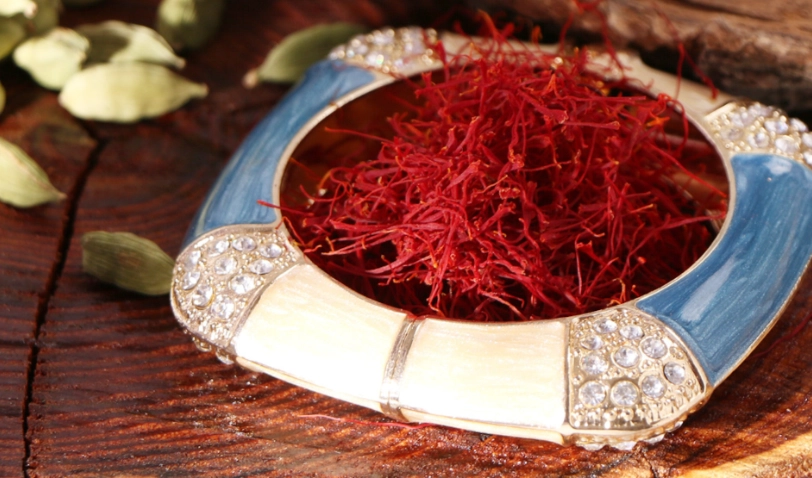 番紅花怎麼吃？完整食用方法、食譜與注意事項指南