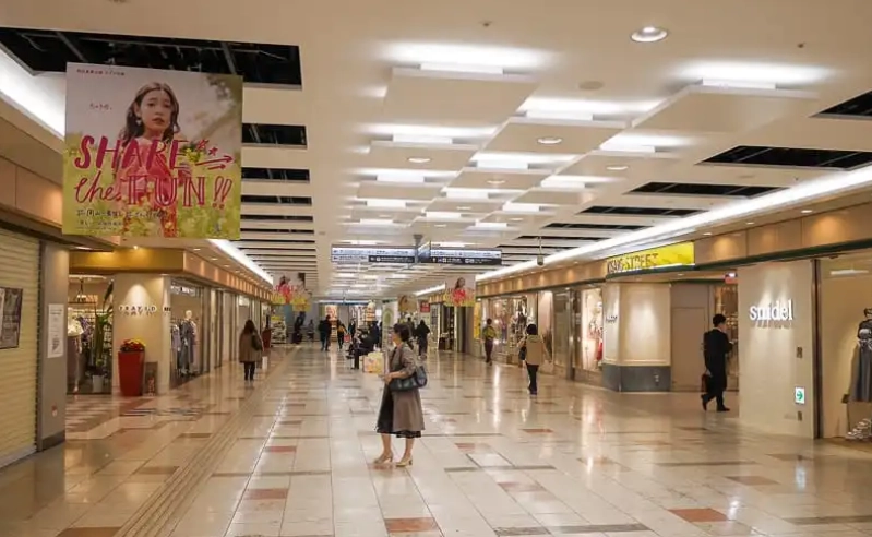 日本岡山車站逛街全攻略：地下街、百貨、桃太郎特產一次購足