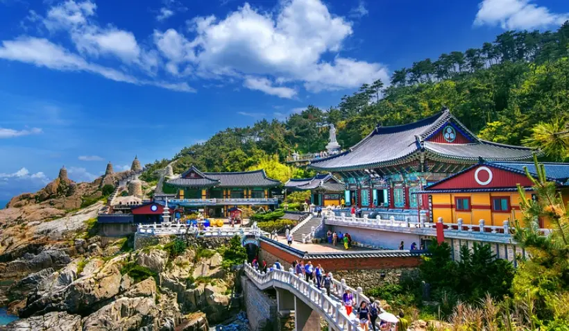 釜山東區景點深度攻略：海雲台、龍宮寺等必訪景點全解析