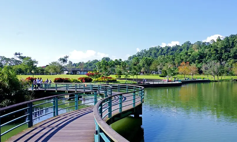 礁溪免費景點全攻略：在地人帶路，泡腳、爬山、看夜景一次收藏