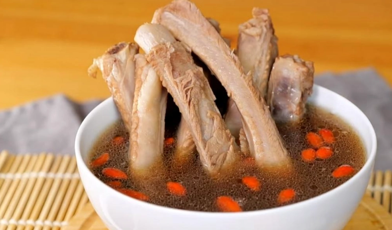 藥燉排骨配料大全：湯頭升級秘訣與新手必看禁忌