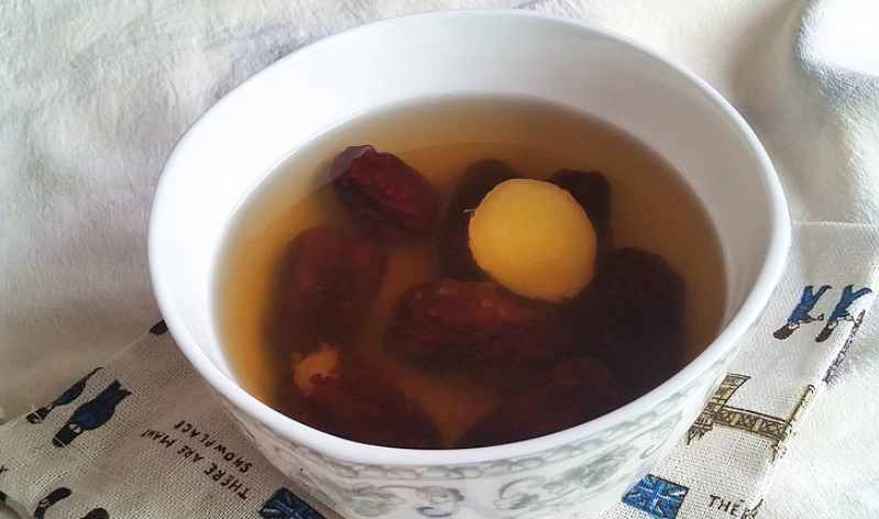 黑棗茶做法全攻略：從選材到沖泡的專家指南