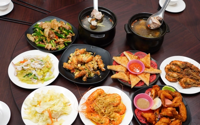 西門町熱炒店推薦：在地人私藏名單與點餐攻略