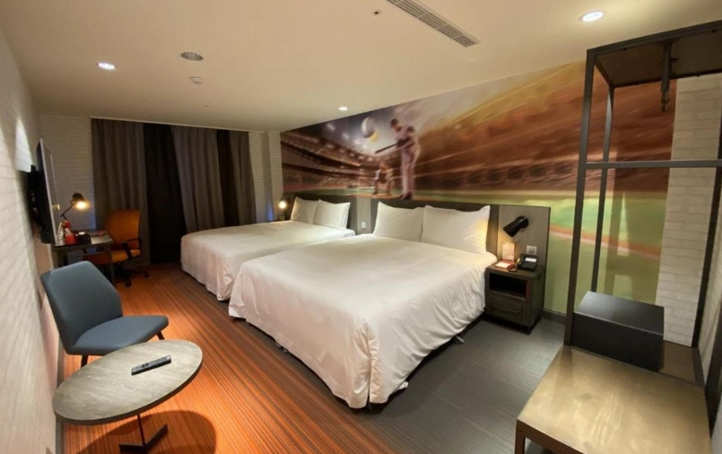 麗寶賽車旅店 親子住宿