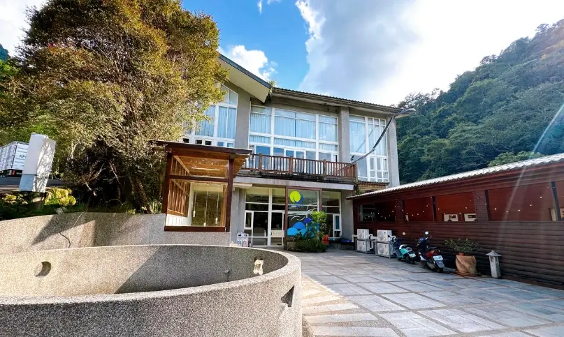 新竹尖石溫泉湯屋