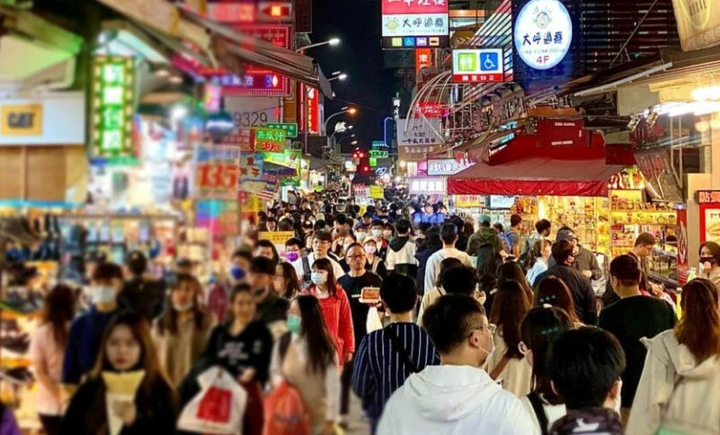 台中夜市排名評分最高：在地人私藏美食清單與避坑指南