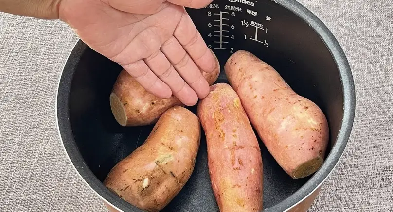 紅薯電鍋全攻略：從選攤到吃法，內行人的街頭美食指南