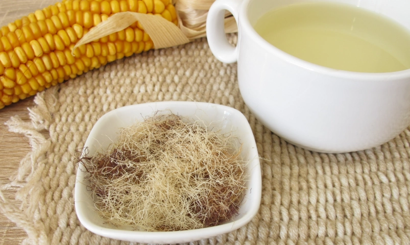 玉米鬚茶功效全解析：消水腫、降三高，養生專家教你正確喝法