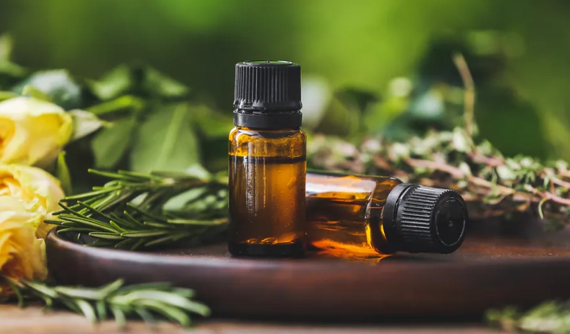 精油配方大全與功效一覽表：從新手到專家都需要的實用指南