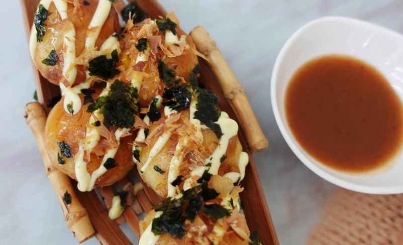 一次搞懂章魚燒醬與大阪燒醬差異：風味、用法、自製比例全解析