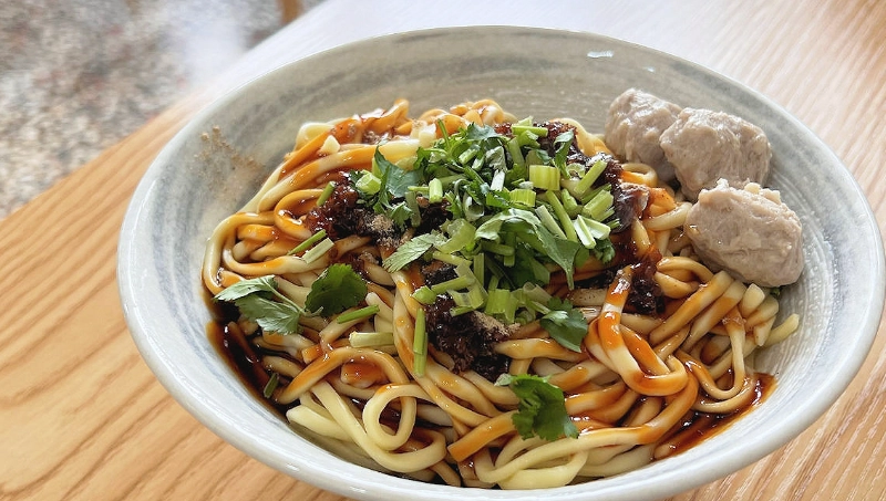 新竹美食一日遊攻略：在地人帶路從早吃到晚，精選路線與必吃清單