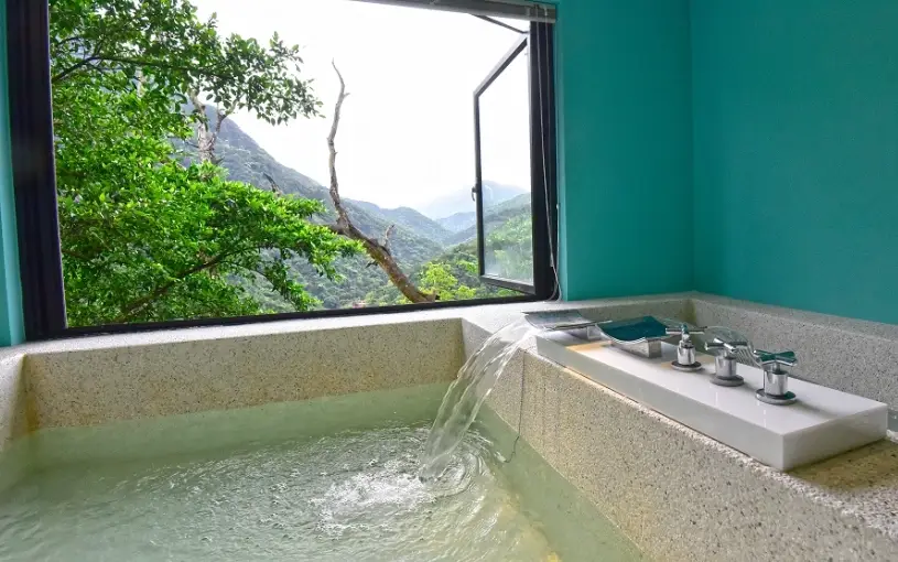 烏來溫泉住宿終極指南：選對旅宿與避開新手地雷的專家建議