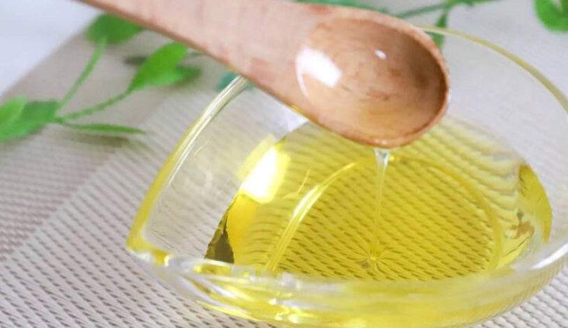 茶籽油苦茶油差別大解析：一篇看懂選購、料理與健康效益