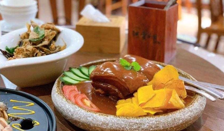 日月潭特色餐廳全攻略：在地人私藏美食、景觀餐廳與必點山產湖鮮