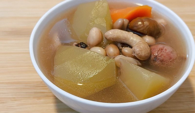 青木瓜湯食譜：家常燉湯秘訣與養生功效全解析