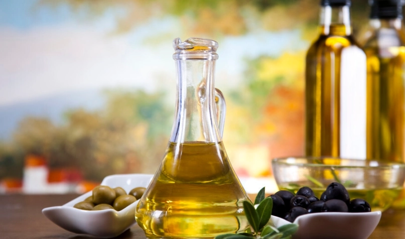 特級冷壓初榨橄欖油生飲指南：好處、挑選訣竅與創意喝法