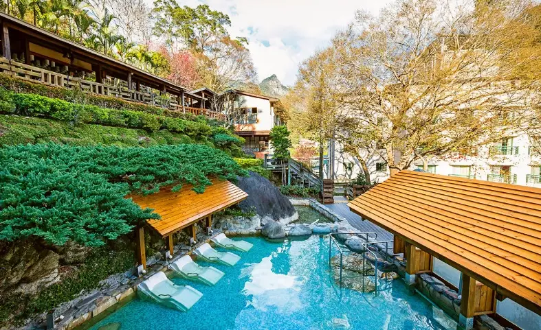 泰安溫泉全攻略：交通、泡湯、住宿與周邊景點深度解析