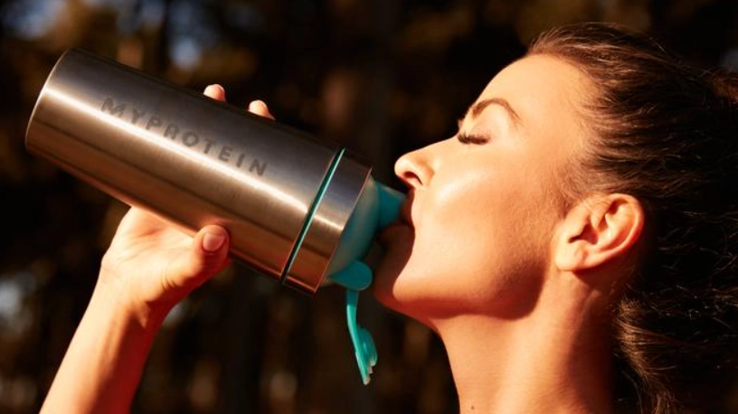 蛋白粉最佳飲用時機全攻略：運動前後、睡前哪個好？