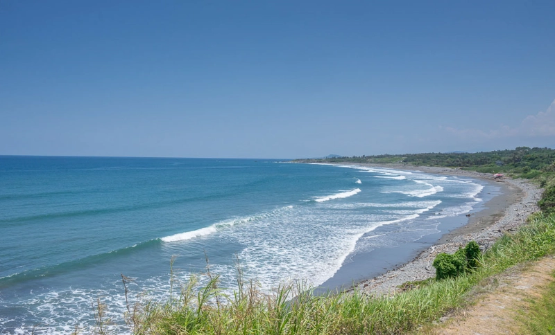 都蘭衝浪點全攻略：浪況解析、交通路線與新手必讀指南