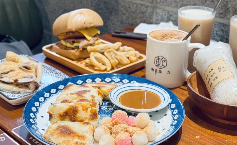 迪化街下午茶推薦：老屋咖啡廳與在地風味甜點全攻略