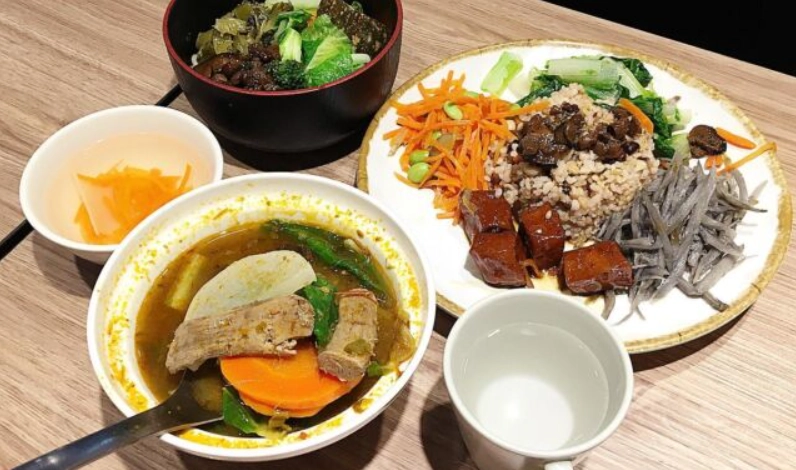 台北一個人吃飯推薦：獨享美食不尷尬的10家精選餐廳全攻略