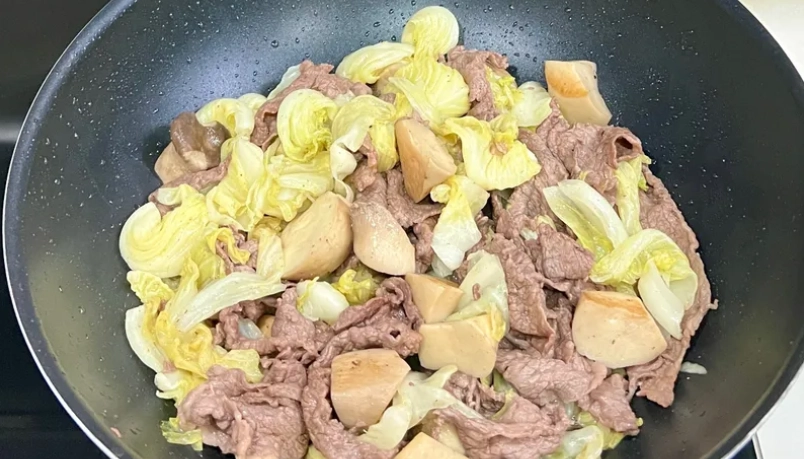 高麗菜炒牛肉