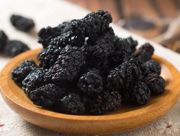 桑葚乾功效全解析：養顏美容、護眼抗氧化，附挑選指南