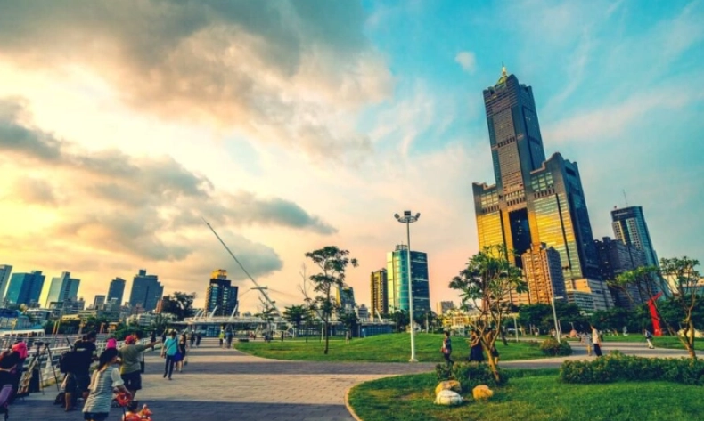 高雄自由行行程規劃全攻略：景點美食交通一次搞定