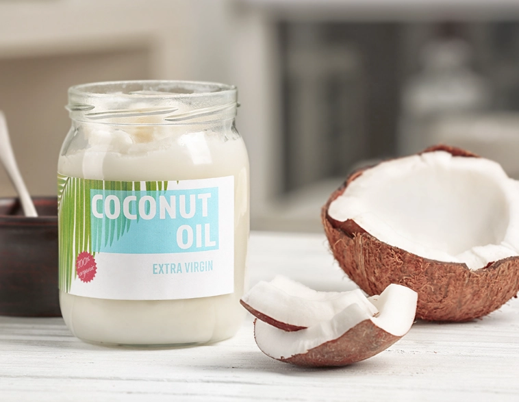 椰子油健康嗎？營養師拆解三大好處與爭議，教你聰明吃