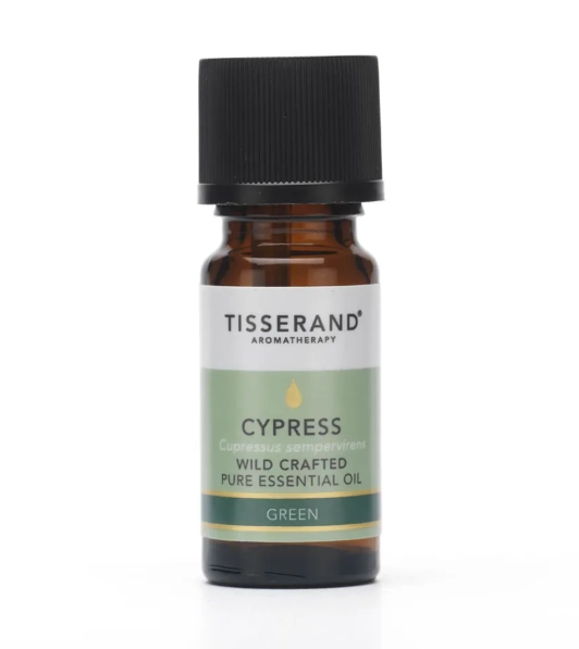 絲柏精油搭配全攻略：10種實用配方與常見錯誤解析