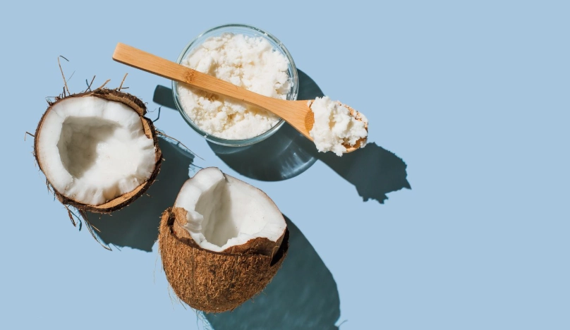食用椰子油擦身體安全嗎？功效、用法與親測指南