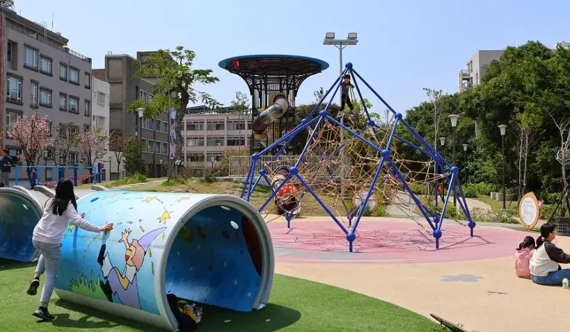 彰化一日遊無車攻略：鹿港老街漫遊與扇形車庫交通全指南