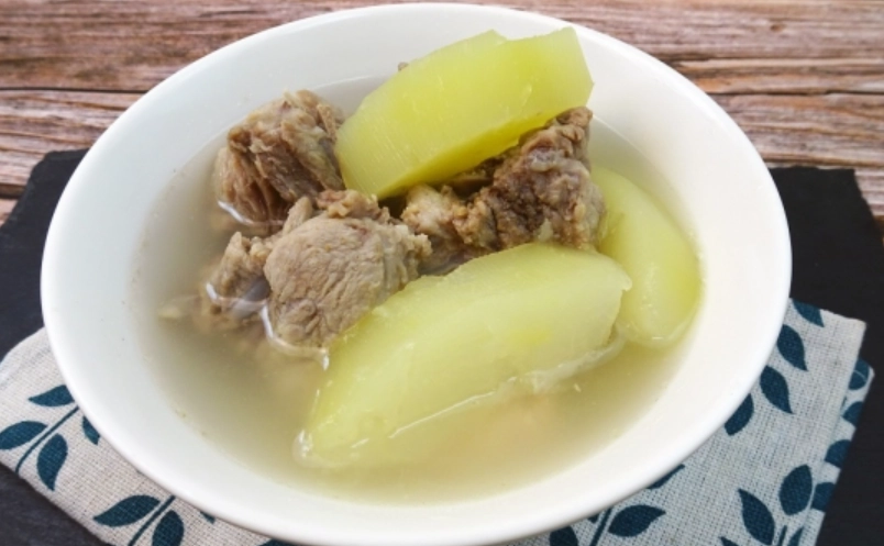 青木瓜排骨湯什麼時候喝？最佳飲用時機與功效全攻略
