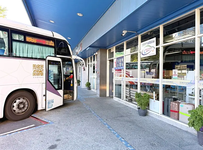 國光客運朝馬站