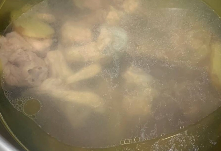 雞骨高湯做法