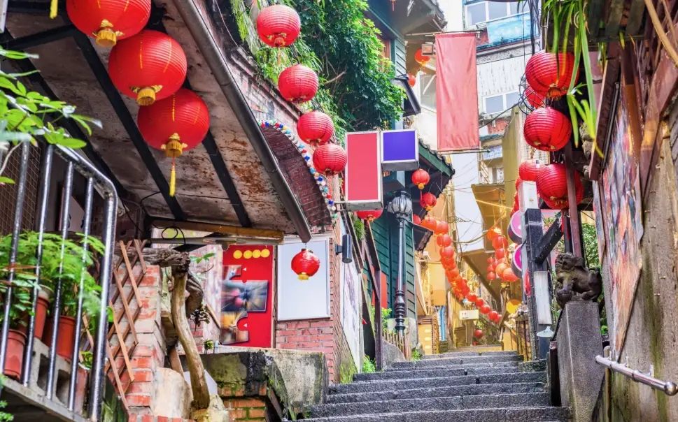 九份十分一日遊攻略：交通、景點、美食、放天燈全指南