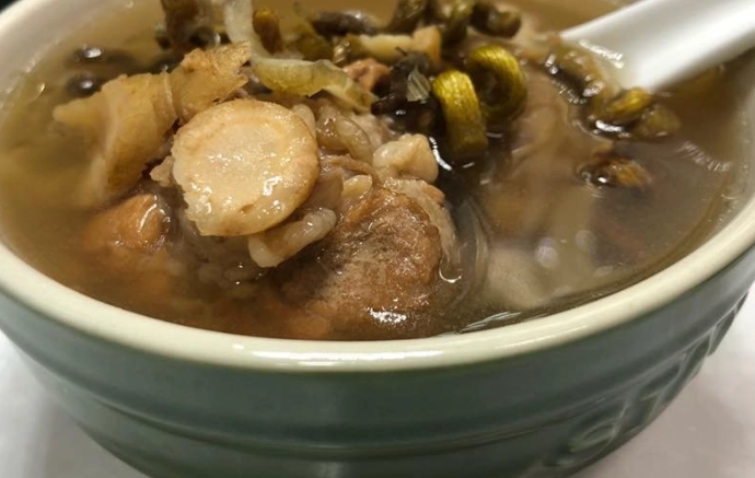 青欖石斛湯 做法 青欖石斛湯 做法